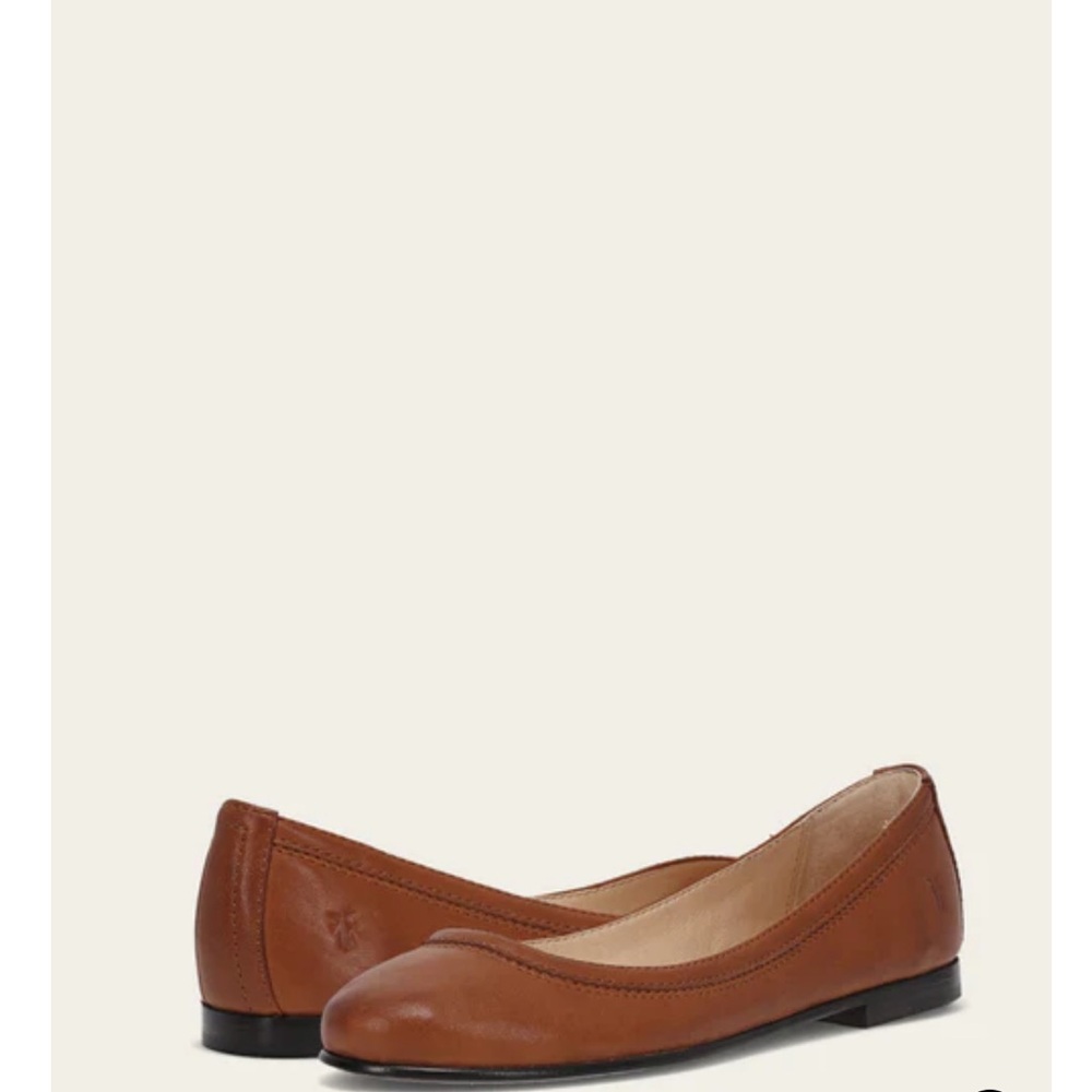 NWT Frye Cognac Brown Leather Carson Ballet Flats